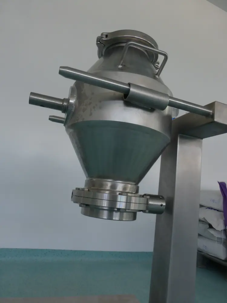 Horizontální míchací zařízení rotační 10 - 20 litrů - pohled